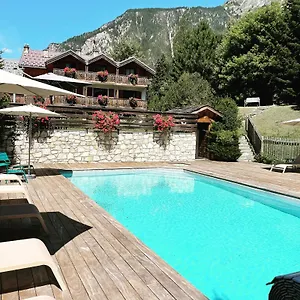 Les Airelles Hotel
